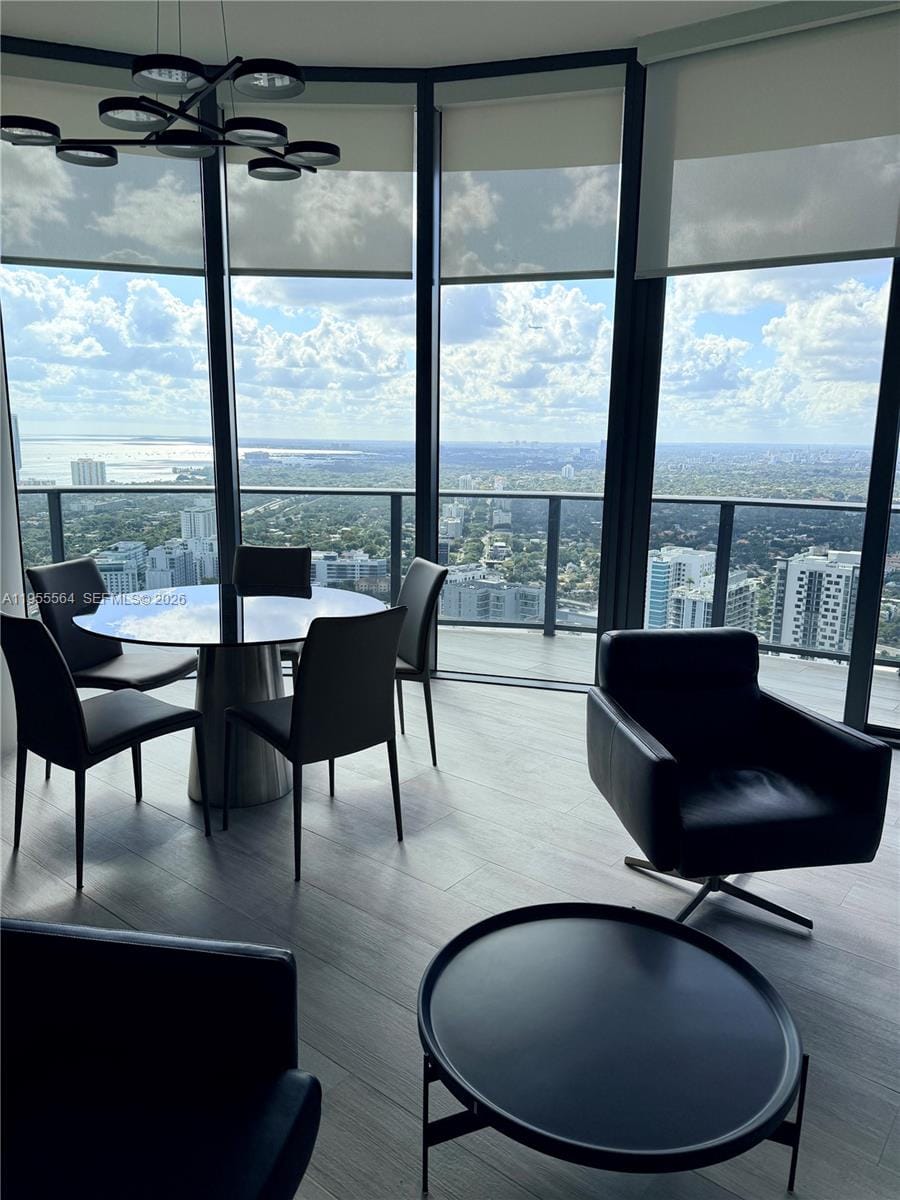 45 SW 9th Street 4606, Miami, FL 33130 photo 3