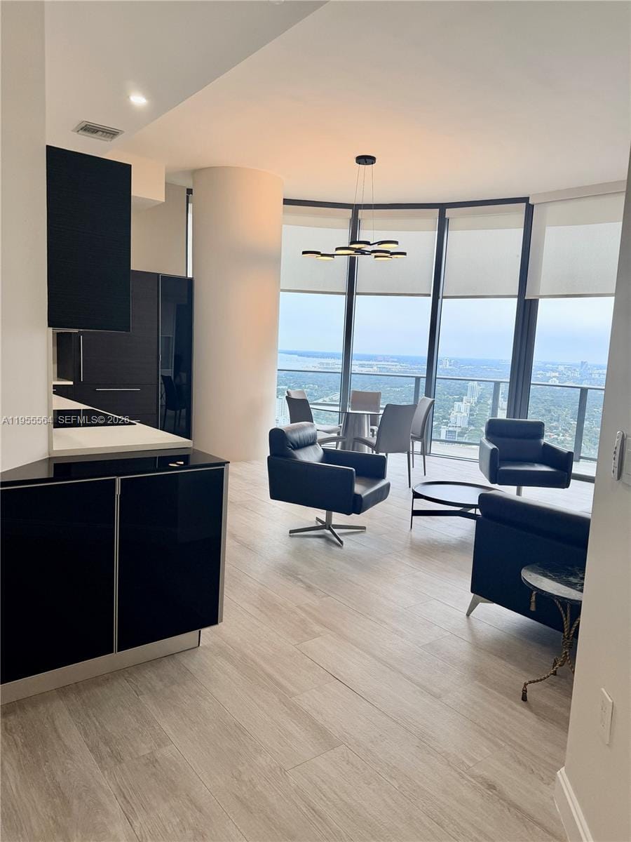 45 SW 9th Street 4606, Miami, FL 33130 photo 10