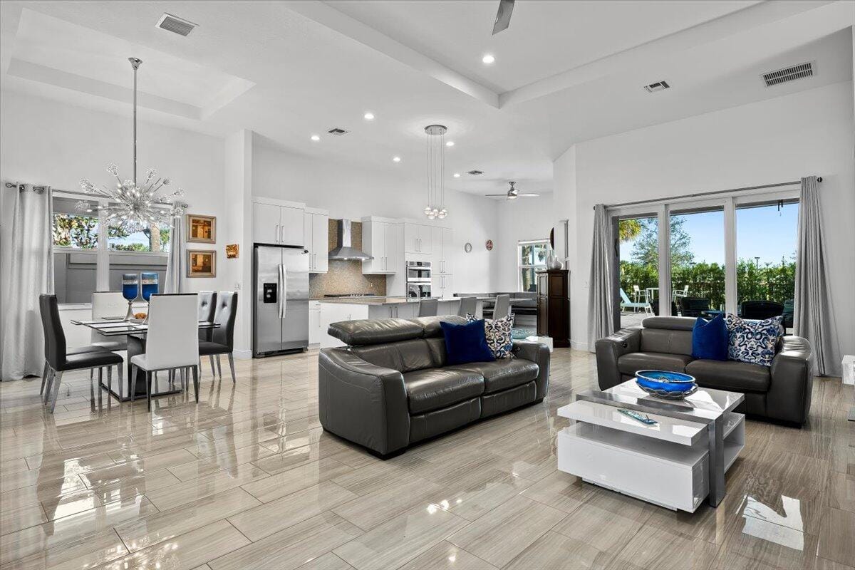 12454 Nautilus Circle, Palm Beach Gardens, FL 33412