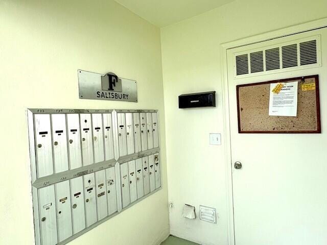 142 Salisbury F, West Palm Beach, FL 33417 photo 19