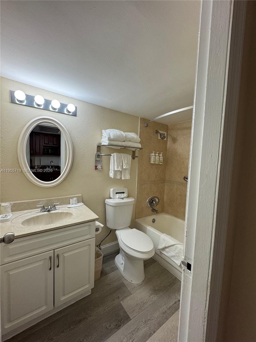 19201 Collins Avenue 1103 — photo 2