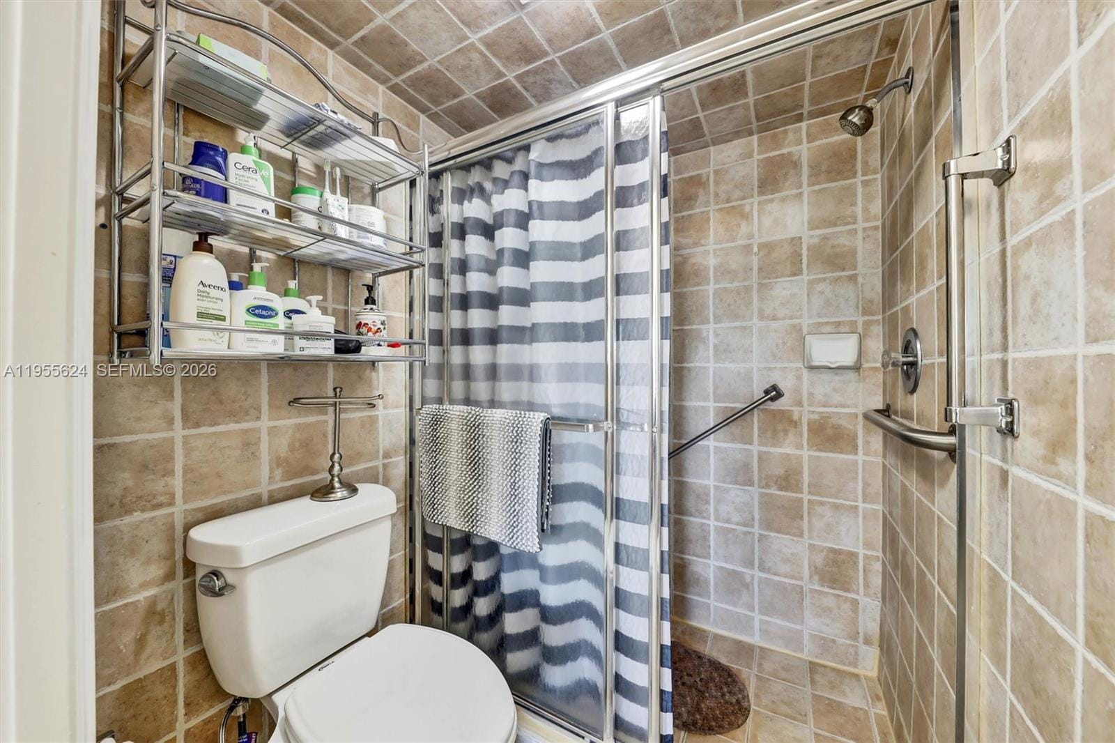 7448 N Devon Drive 305, Tamarac, FL 33321 photo 21