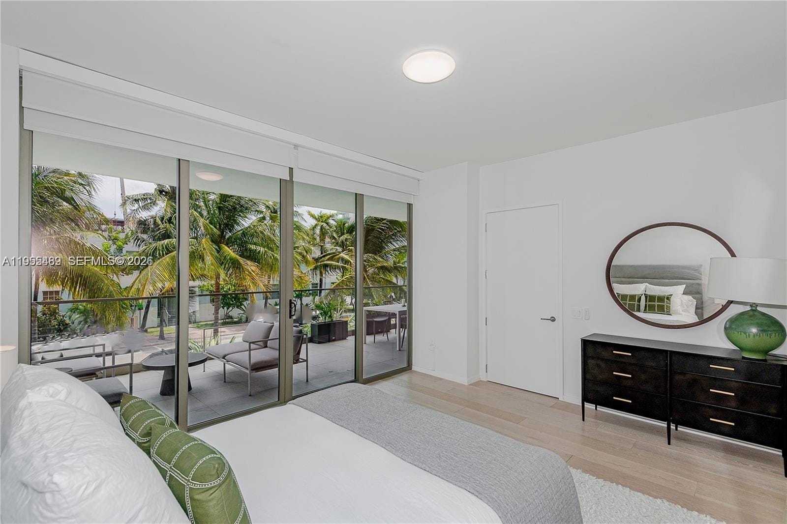 300 E Collins Avenue 2D, Miami Beach, FL 33139 photo 8