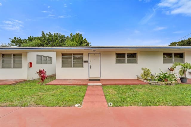 2317 Garfield Street 3, sold in Hollywood Terrace, Hollywood, FL