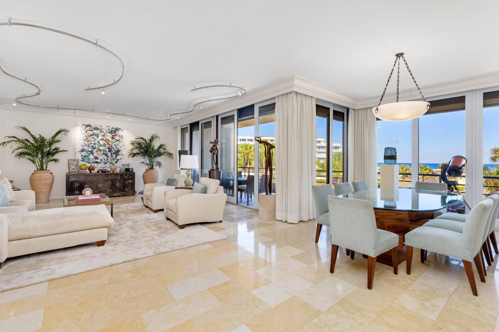 120 Sunset Avenue W 3 D — photo 1