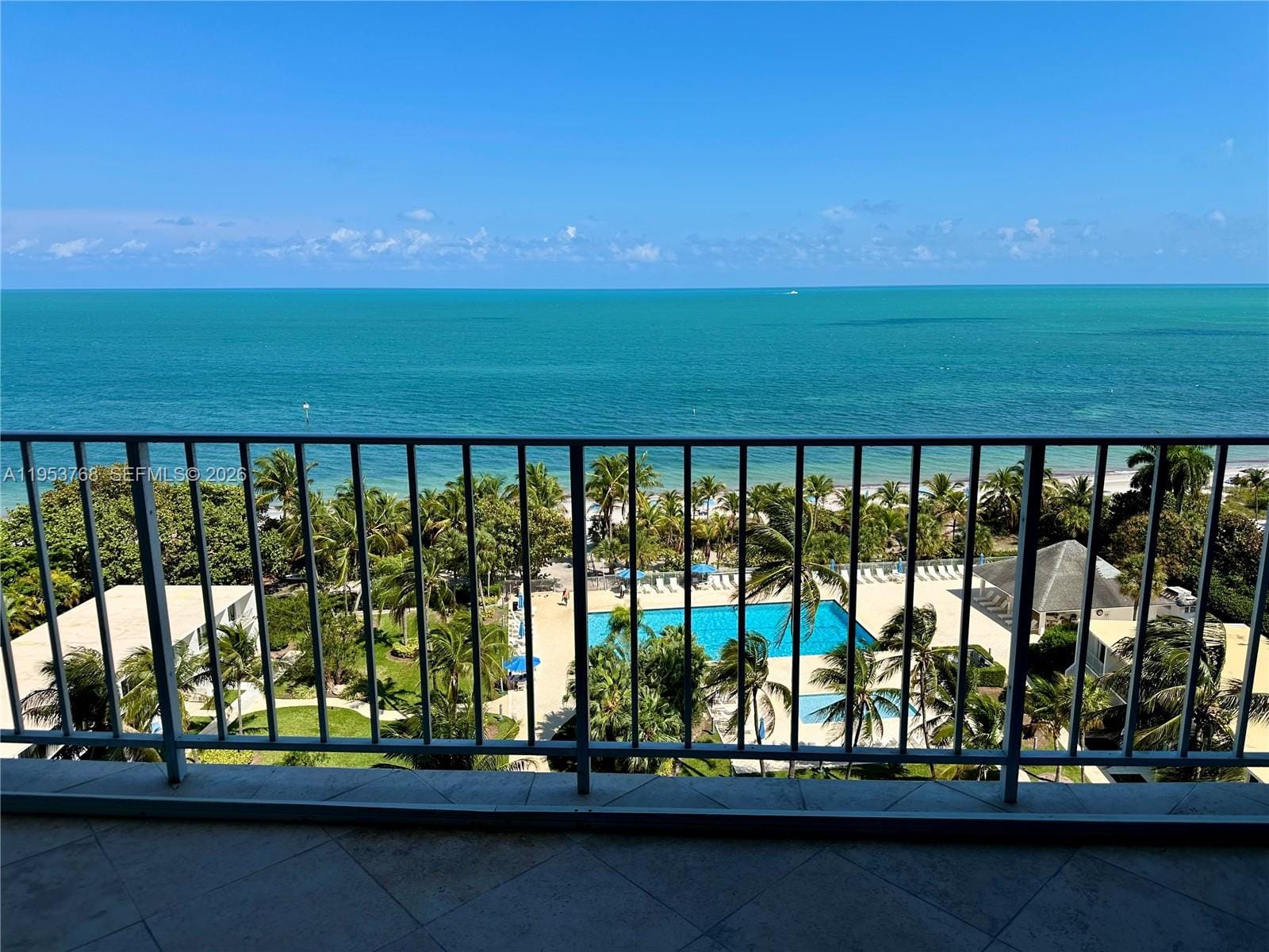881 Ocean Drive 10D, Key Biscayne, FL 33149 photo 2