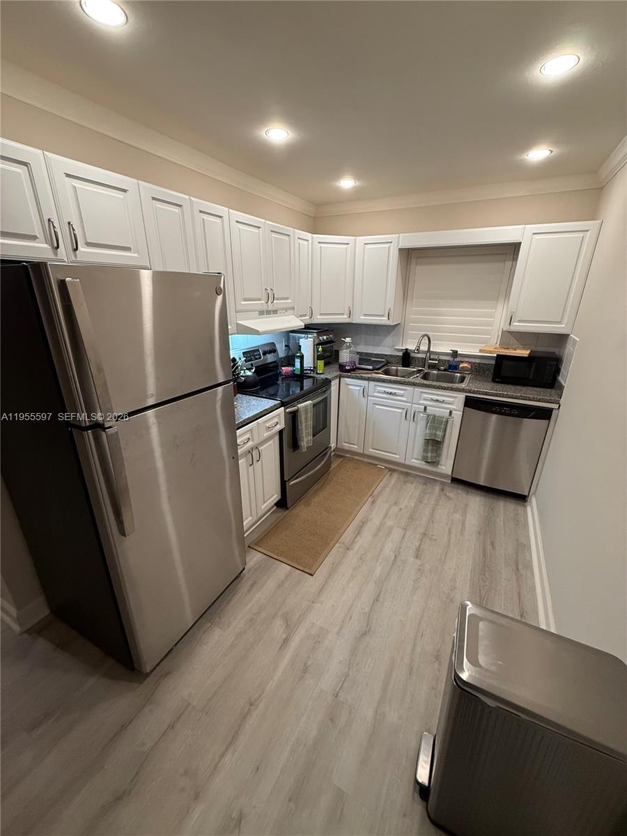 7765 SW 86th Street F2-112, Miami, FL 33143, Miami