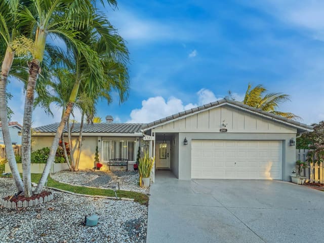 2501 NW 98th Way, sold in Brentwood Village, Coral Springs, FL