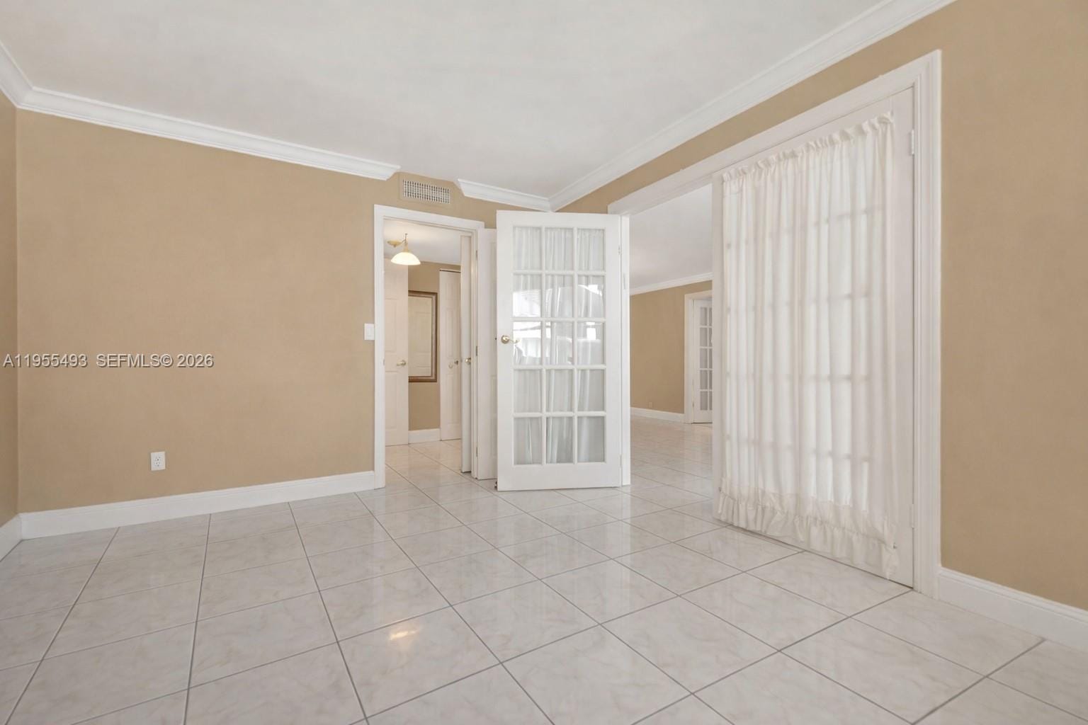 6039 Collins Avenue 1206, Miami Beach, FL 33140 photo 14