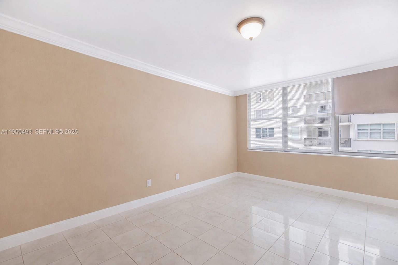 6039 Collins Avenue 1206 — photo 9