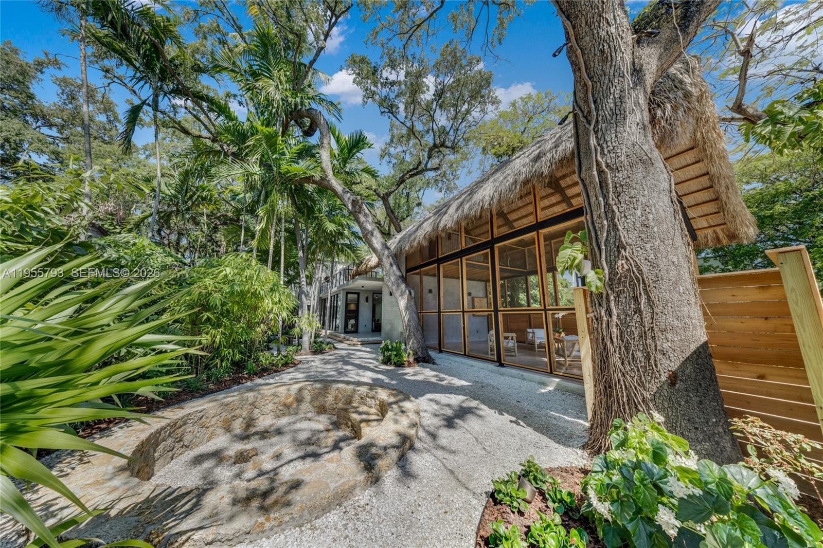 1000 NW 9th Court — photo 6
