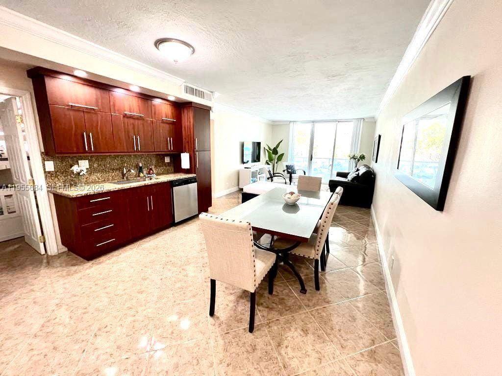 3801 S Ocean Drive 2C — photo 4