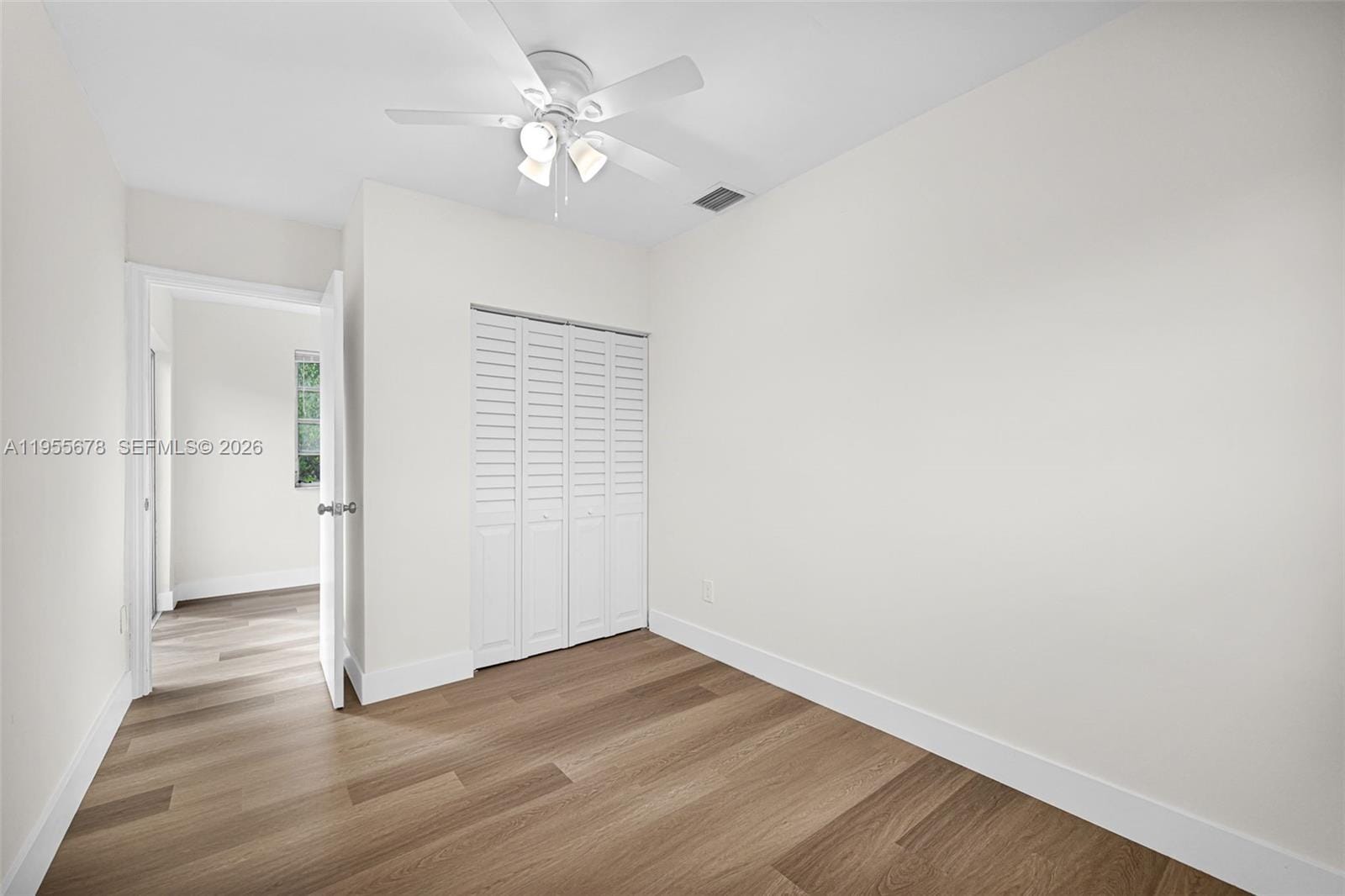 11812 NE 14th Avenue — photo 9