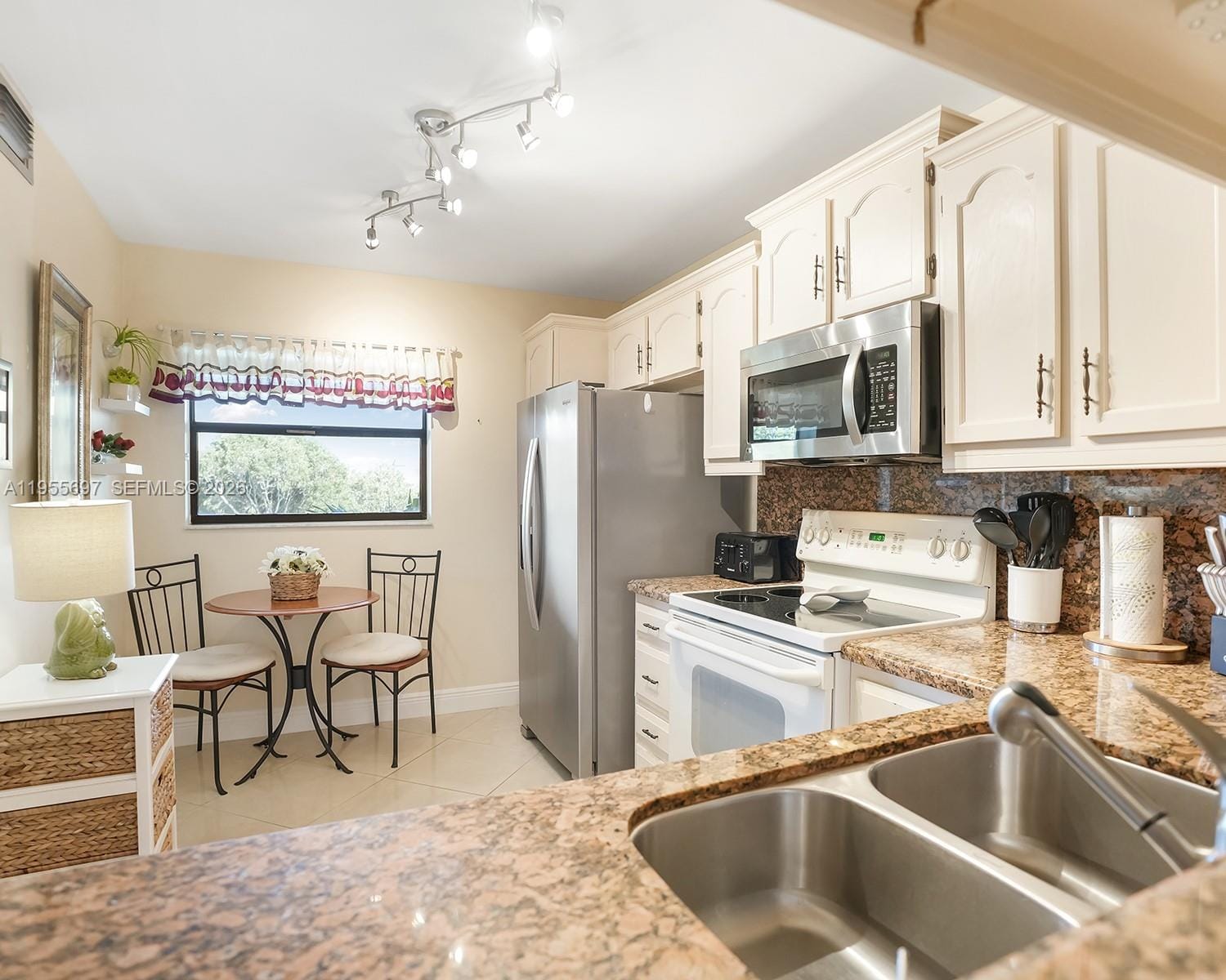 3591 Environ Boulevard A404 — photo 4