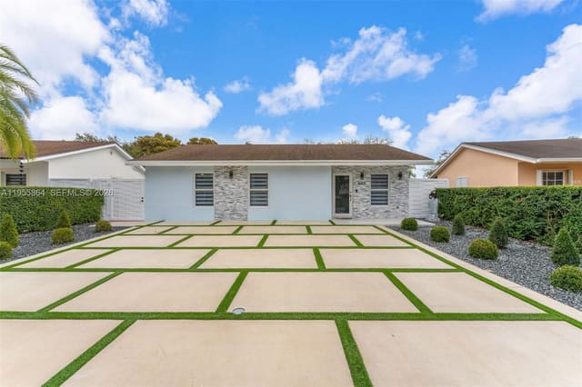 4321 SW 138th Court, sold in Bent Tree Sec 3, Miami, FL
