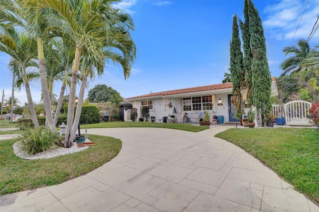 7680 NW 14th Street, sold in Boulevard Heights Sec 8, Pembroke Pines, FL