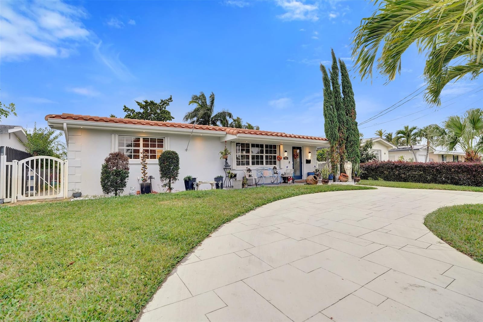 7680 NW 14th Street — photo 4