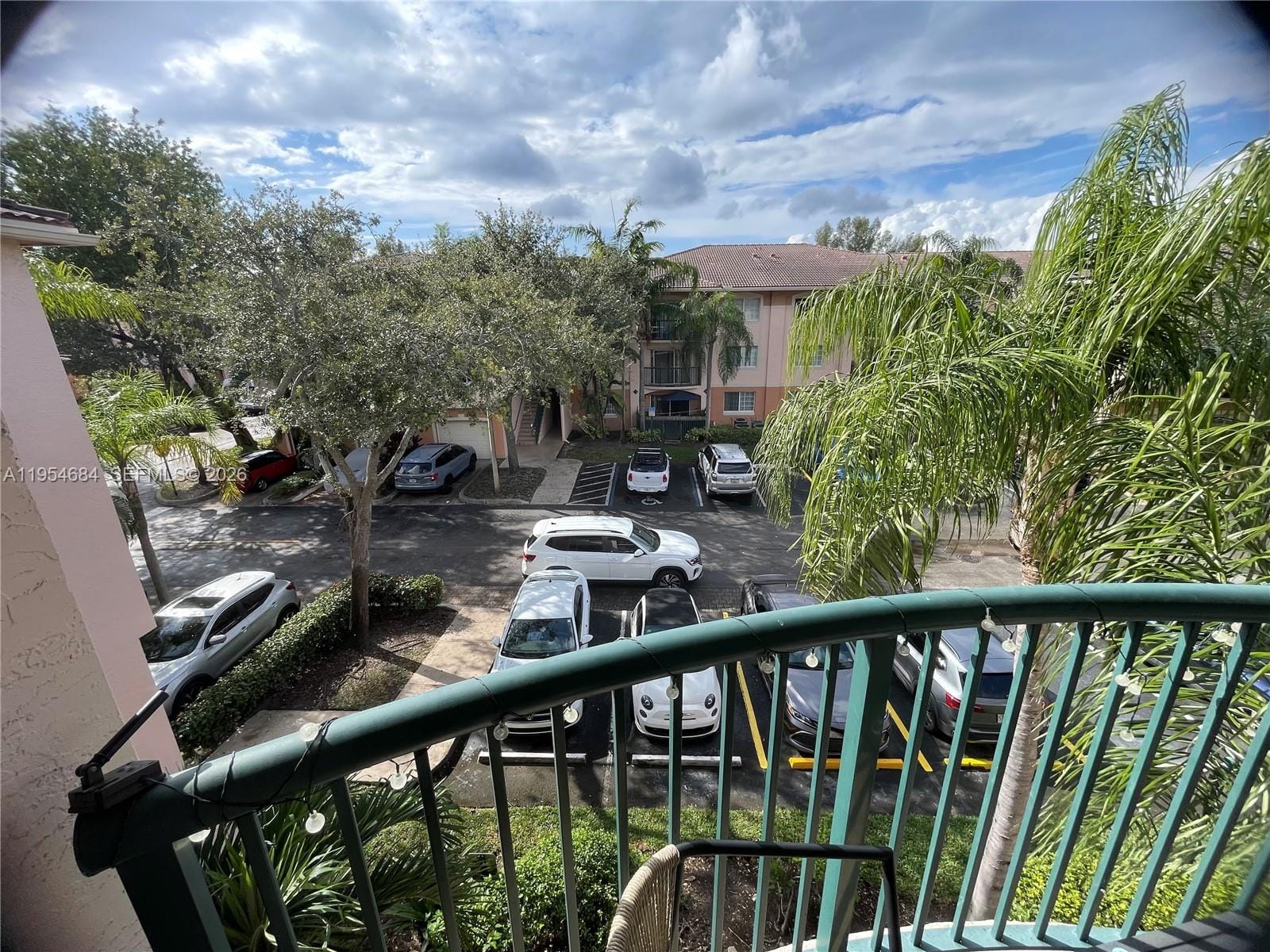 2039 SE 10th Avenue 517 — photo 5