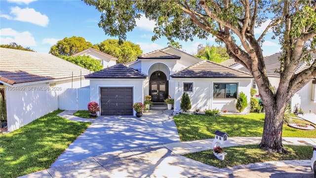 15113 NW 91st Court, sold in Alameda Northwest, Miami Lakes, FL