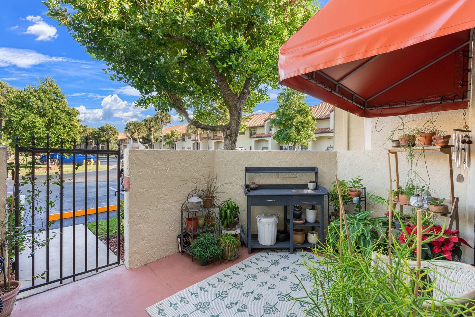 2303 Congressional Way 2303 — photo 4