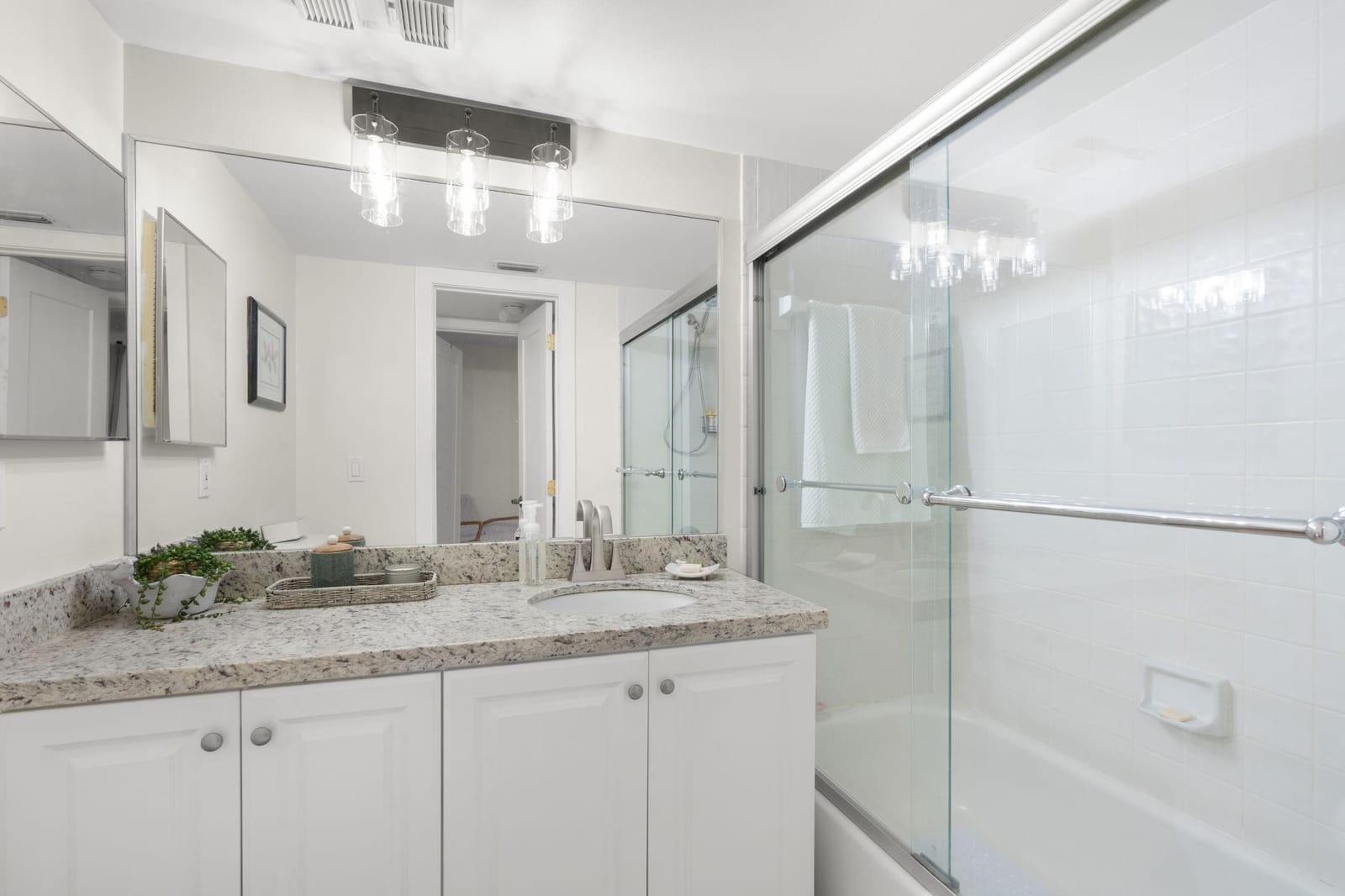 2303 Congressional Way 2303 — photo 8