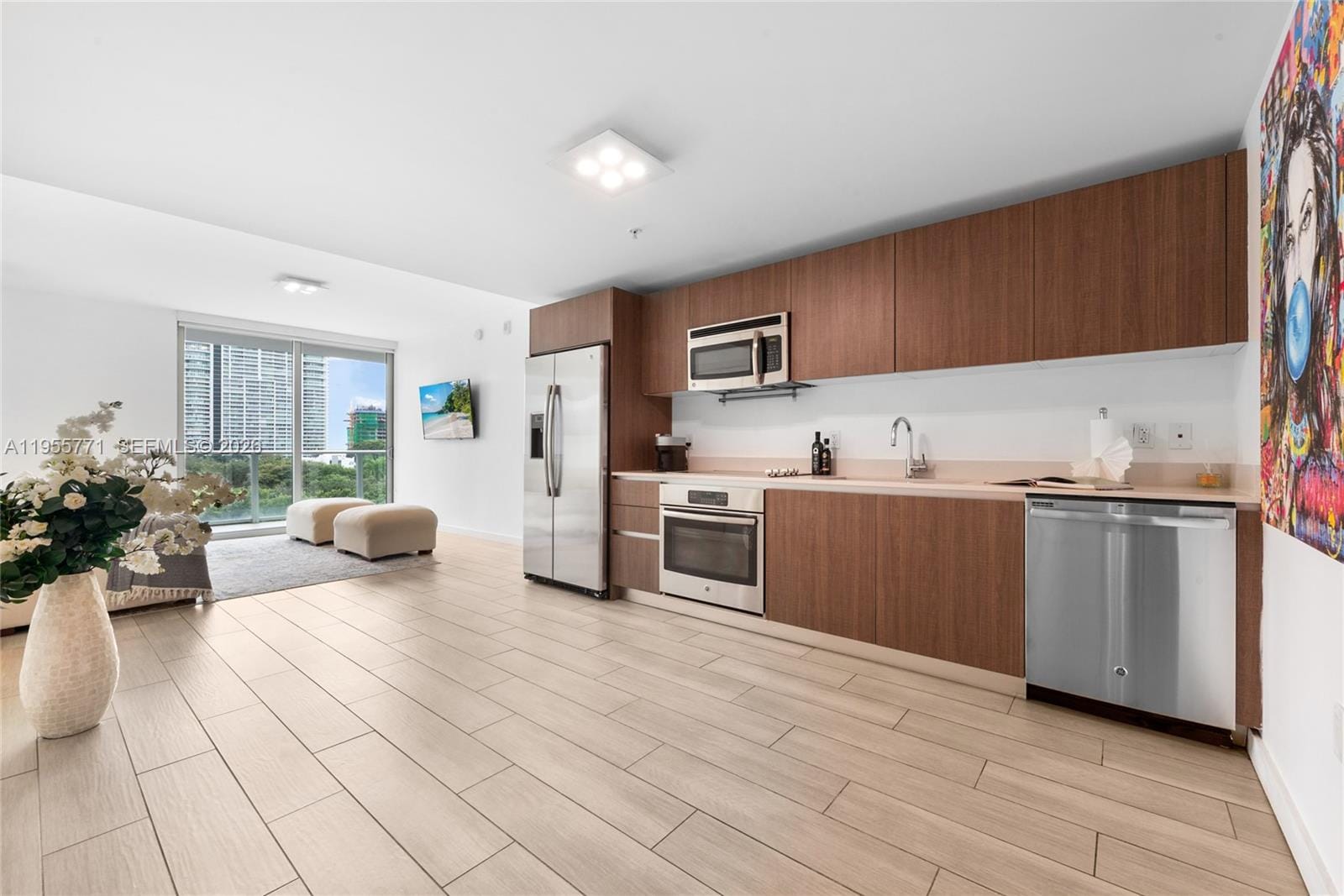 1600 SW 1st Avenue 707 — photo 3