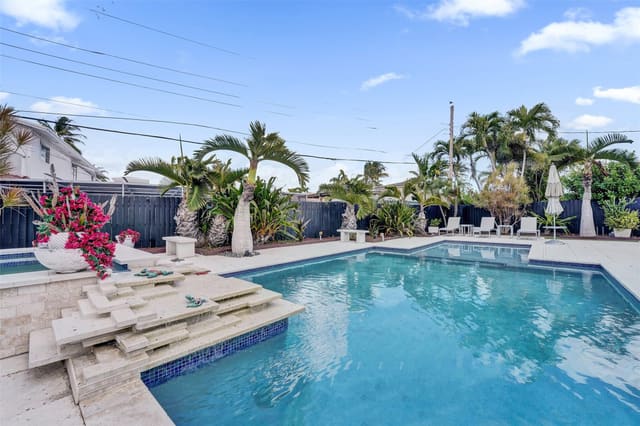 1701 NE 40th Street, sold in Oakland Park 2nd Add-Resu, Oakland Park, FL