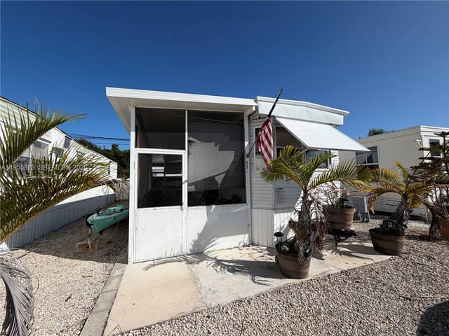 1361 Overseas Hwy G13, Riggs Subd, Marathon, FL