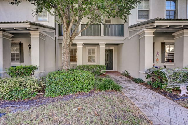 1092 NW 18th Ave Avenue, sold in Fairfield Gardens, Boca Raton, FL