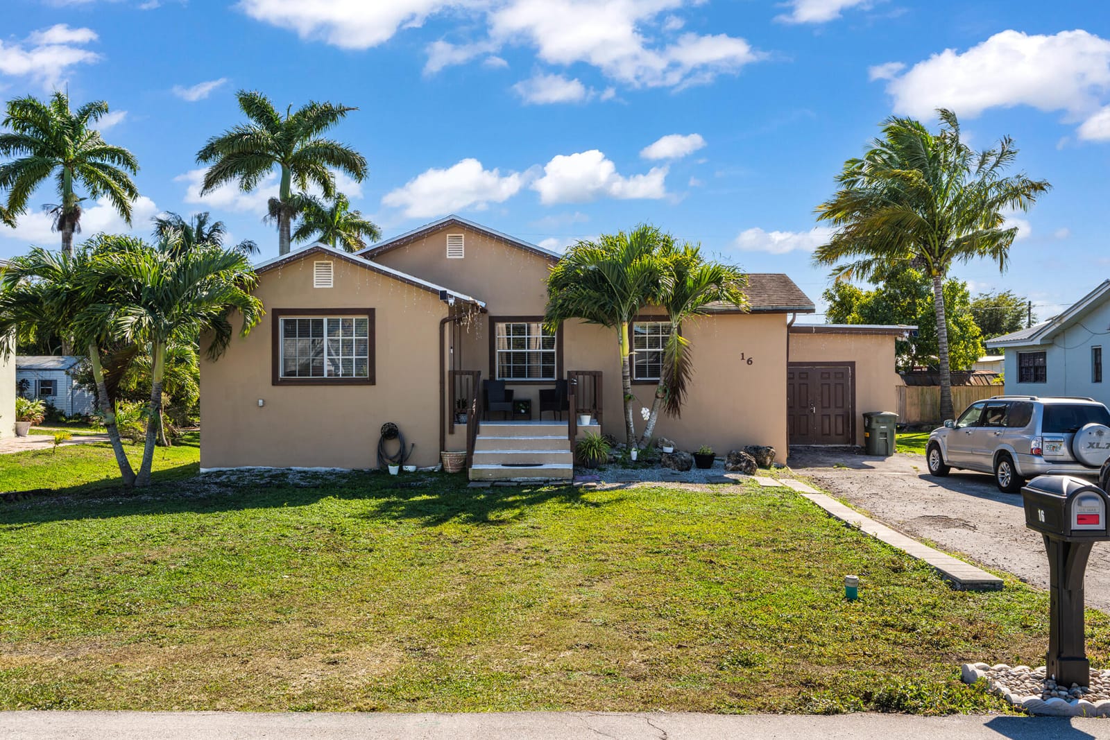 16 NW Avenue G, Belle Glade, FL 33430 photo 2