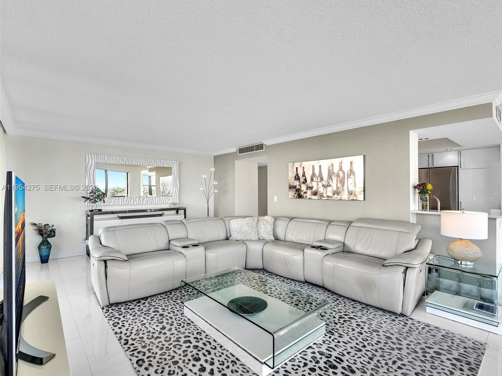 2017 S Ocean Drive 409, Hallandale Beach, FL 33009 photo 3