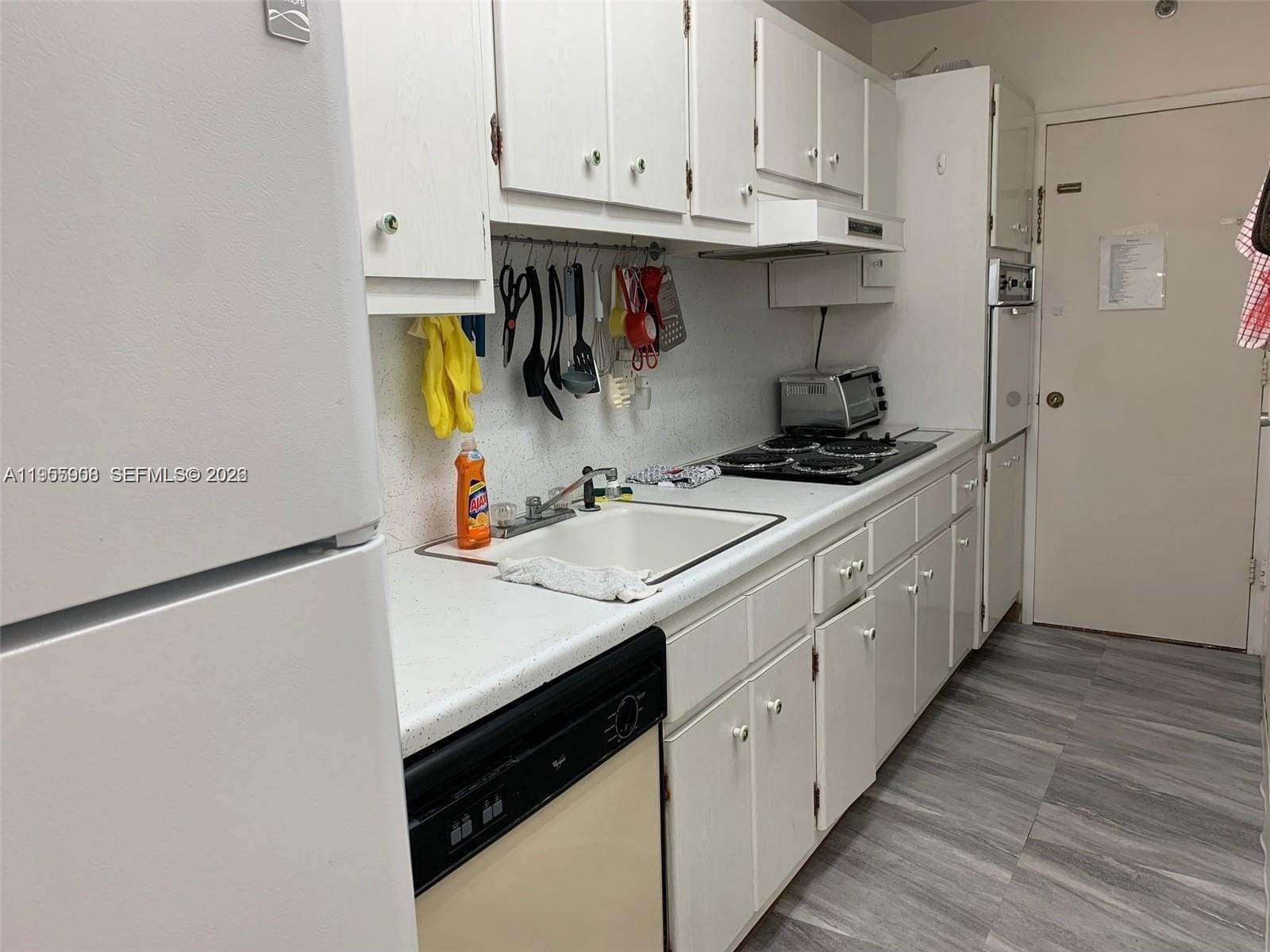 100 Lincoln Road 903 — photo 8