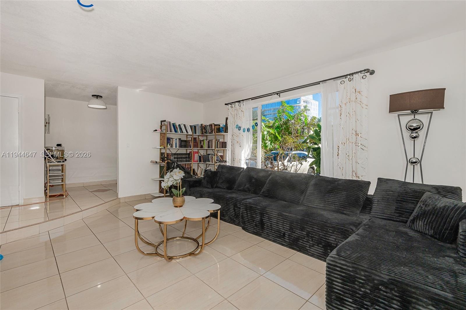 8950 Harding Avenue — photo 4