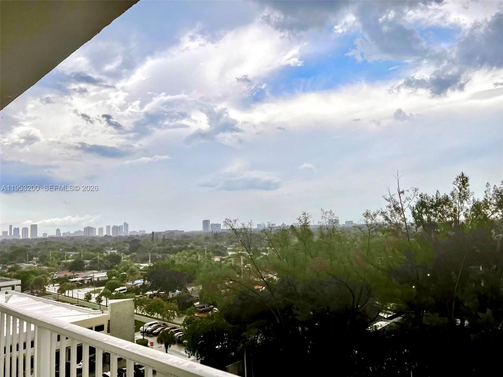 1300 NE Miami Gardens Drive 1001E, Miami, FL 33179, Miami