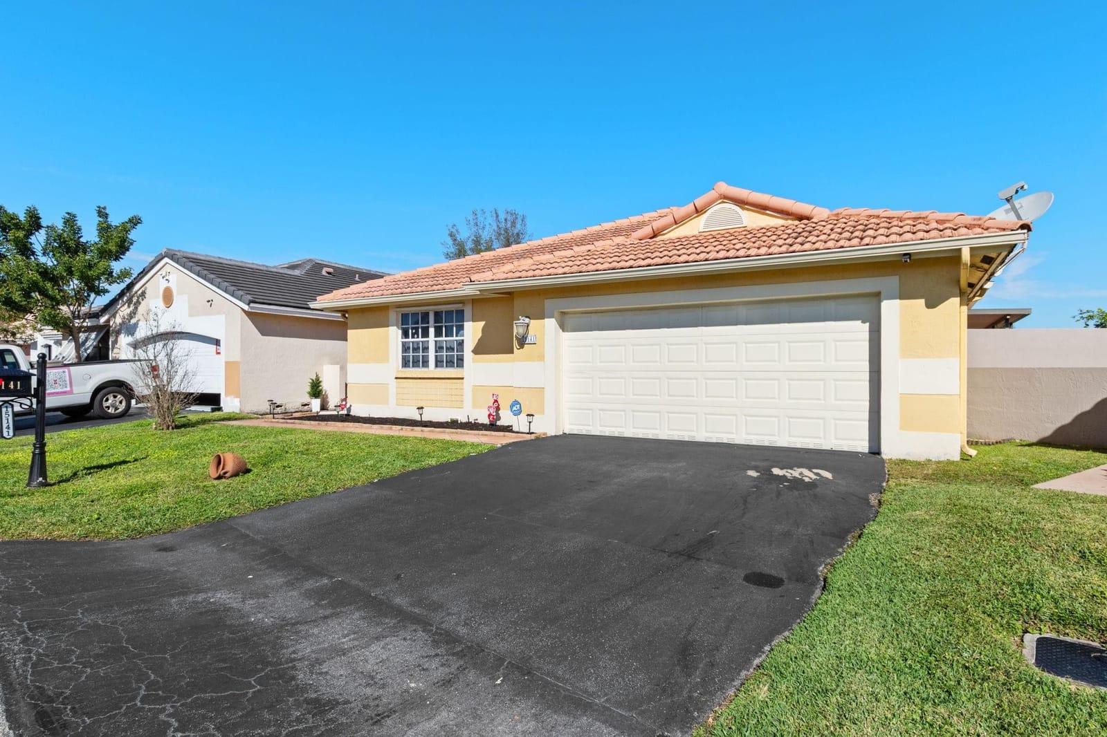 15141 Brighton Lane, Davie, FL 33331