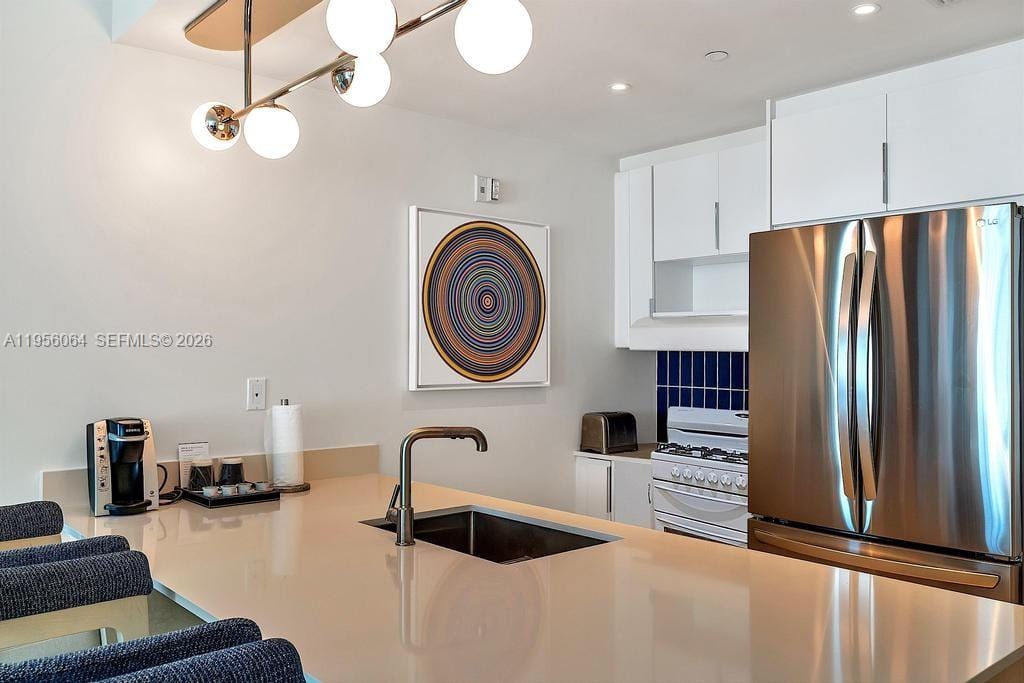 4401 Collins Avenue 1712 — photo 12