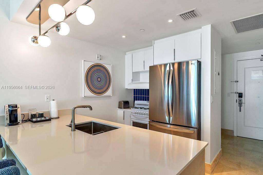 4401 Collins Avenue 1712 — photo 8