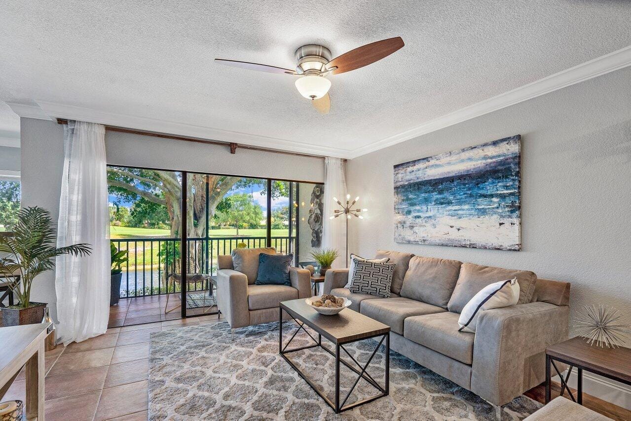501 Greensward Lane 101-C, Delray Beach, FL 33445 photo 3