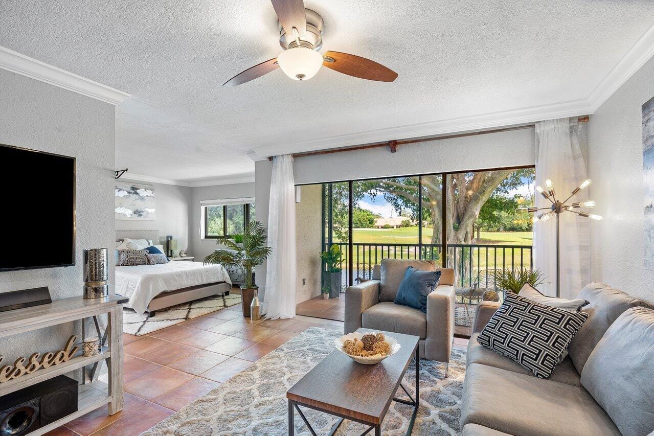 501 Greensward Lane 101-C, Delray Beach, FL 33445 photo 4