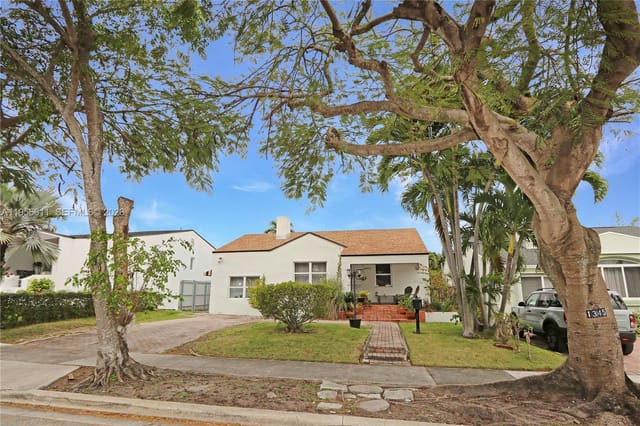 1345 SW 17th Street, sold in Third Westmoreland Addn, Miami, FL