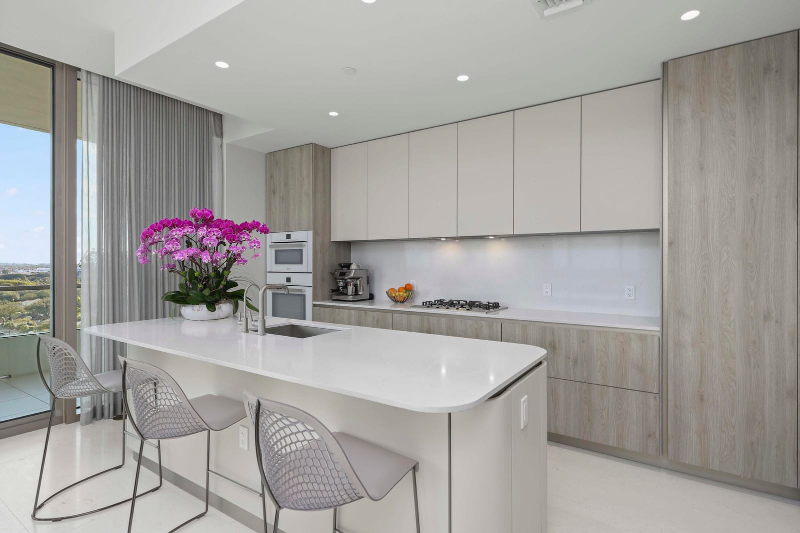 200 Arkona Court 1002 — photo 6