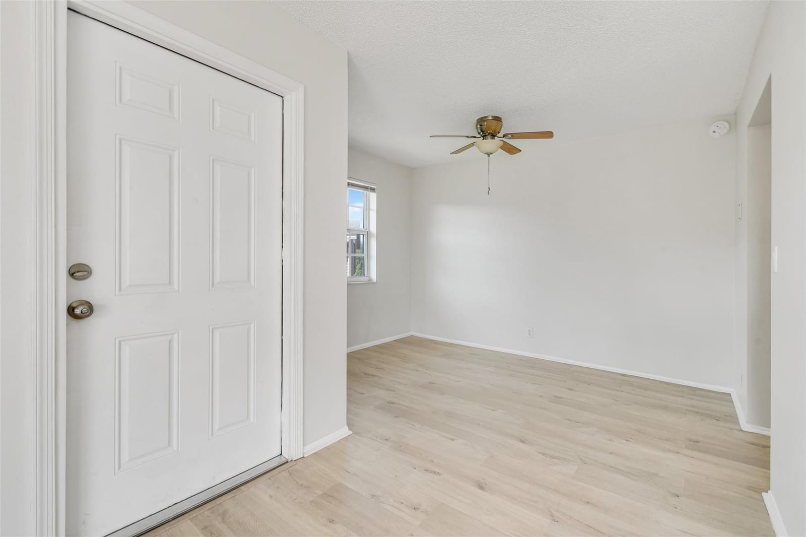 12394 A1a O8 — photo 5