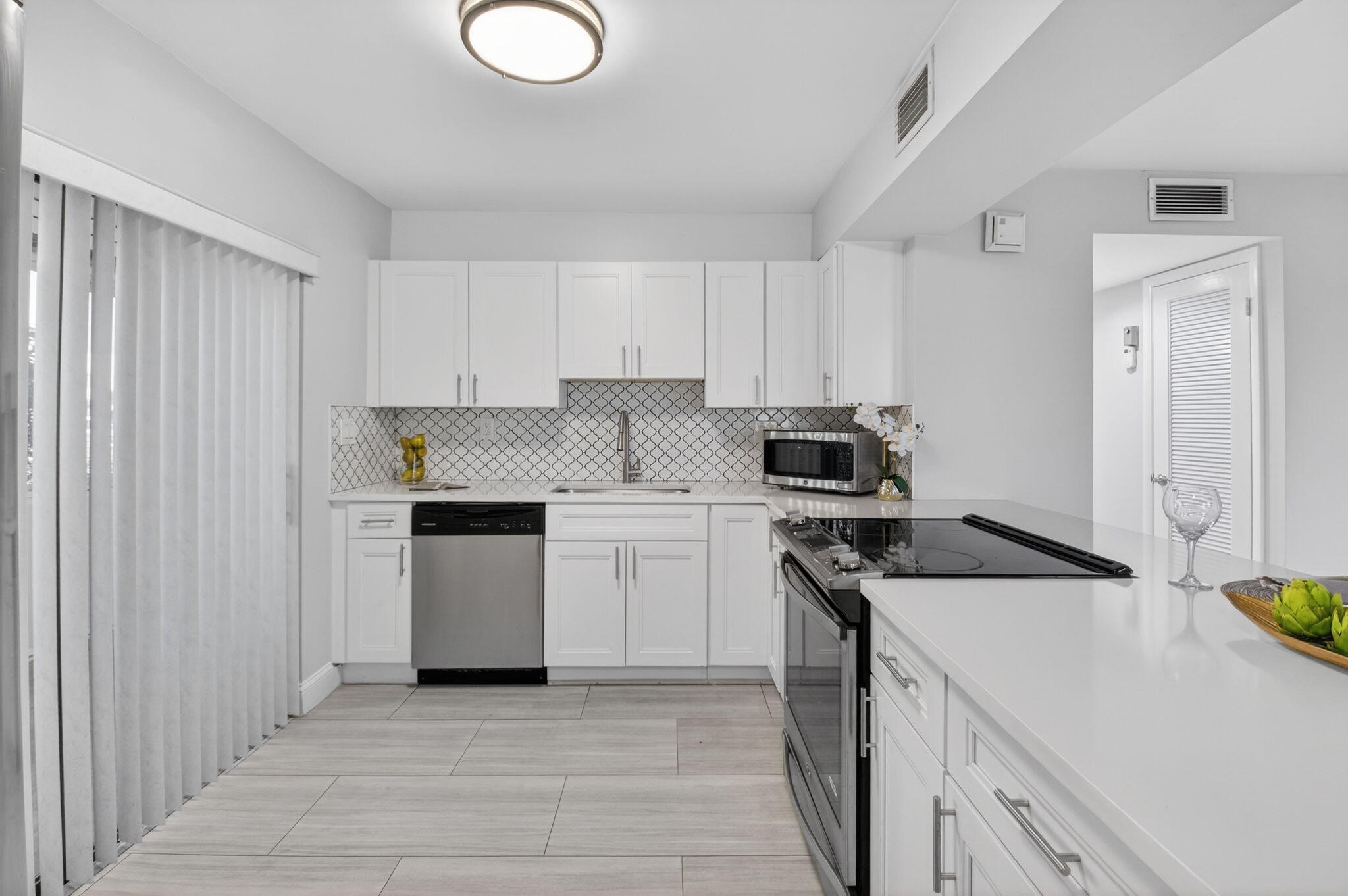 450 Piedmont J 450, Delray Beach, FL 33484 photo 13