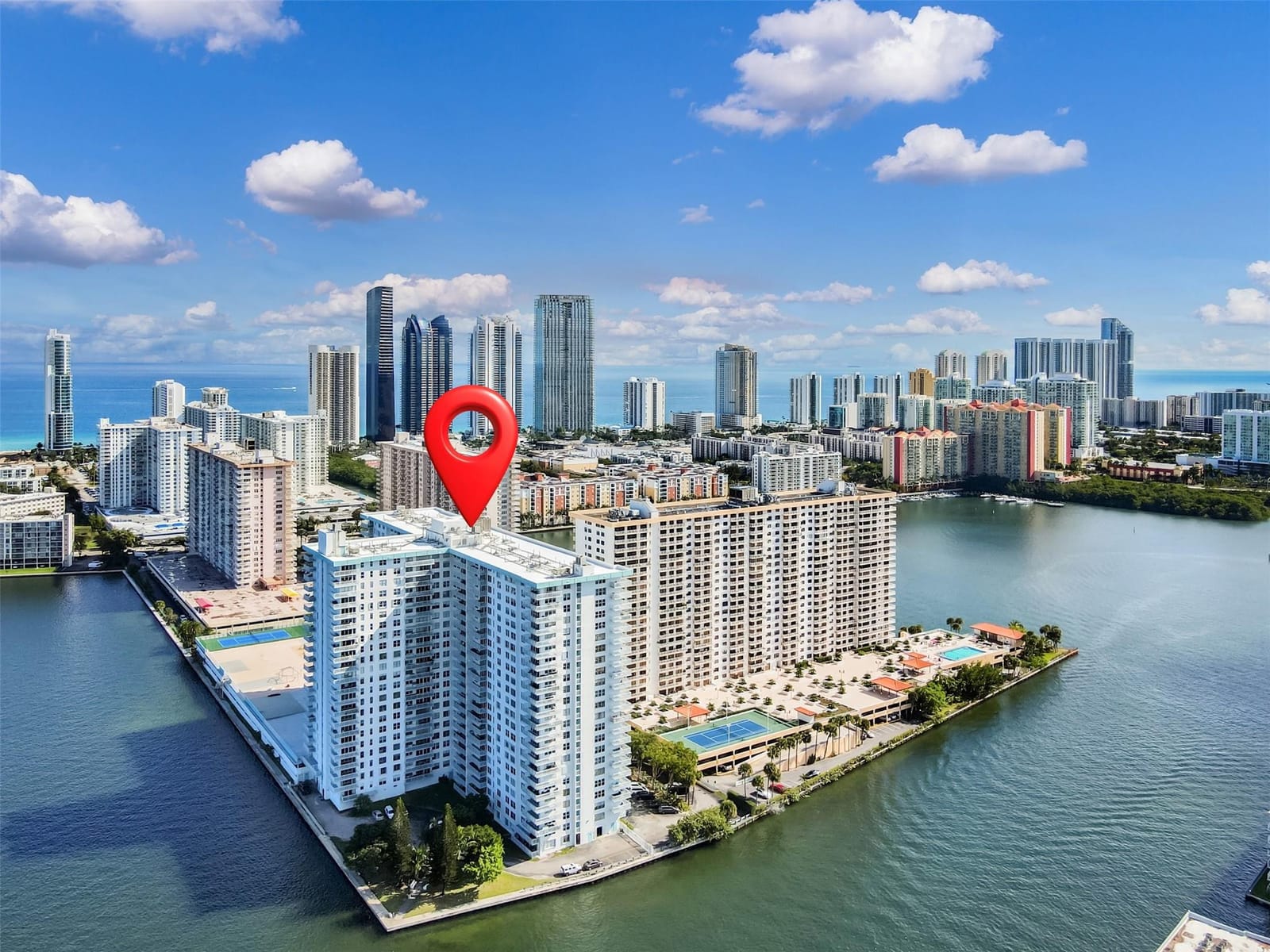 Pending home at 301 174th Street 2202, Sunny Isles Beach, FL 33160