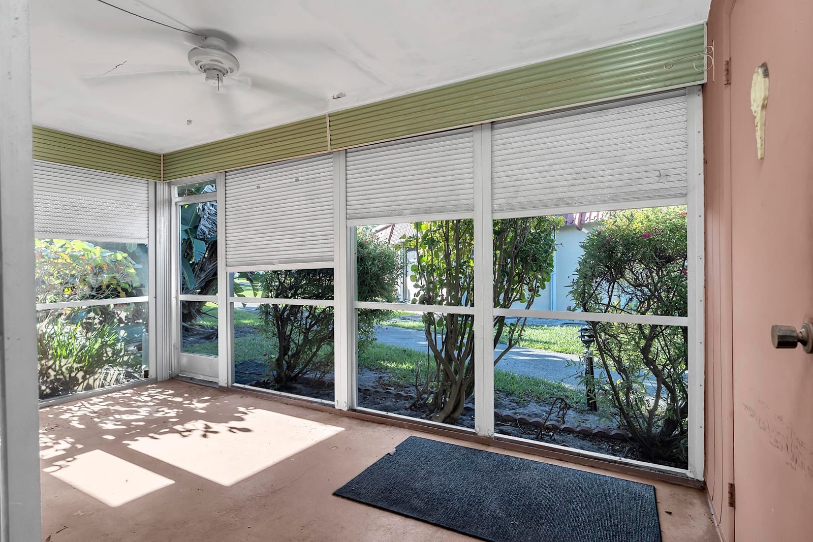 539 Franconia Circle B, Lake Worth, FL 33467 photo 11