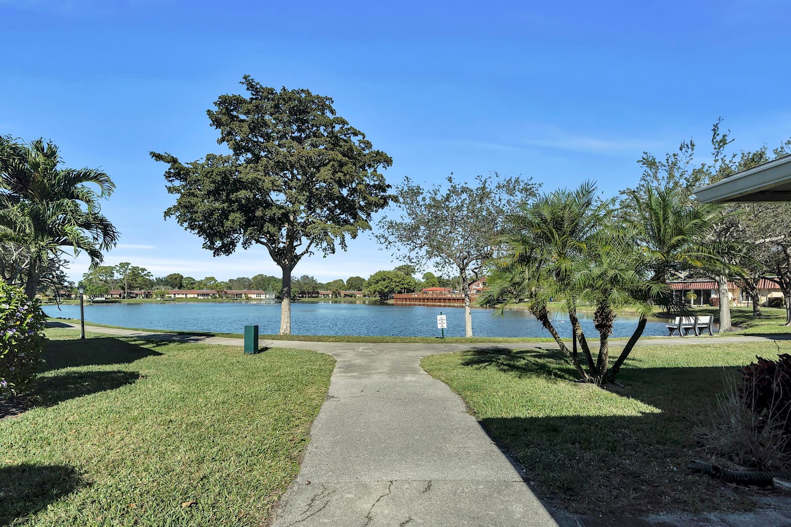 539 Franconia Circle B, Lake Worth, FL 33467 photo 20