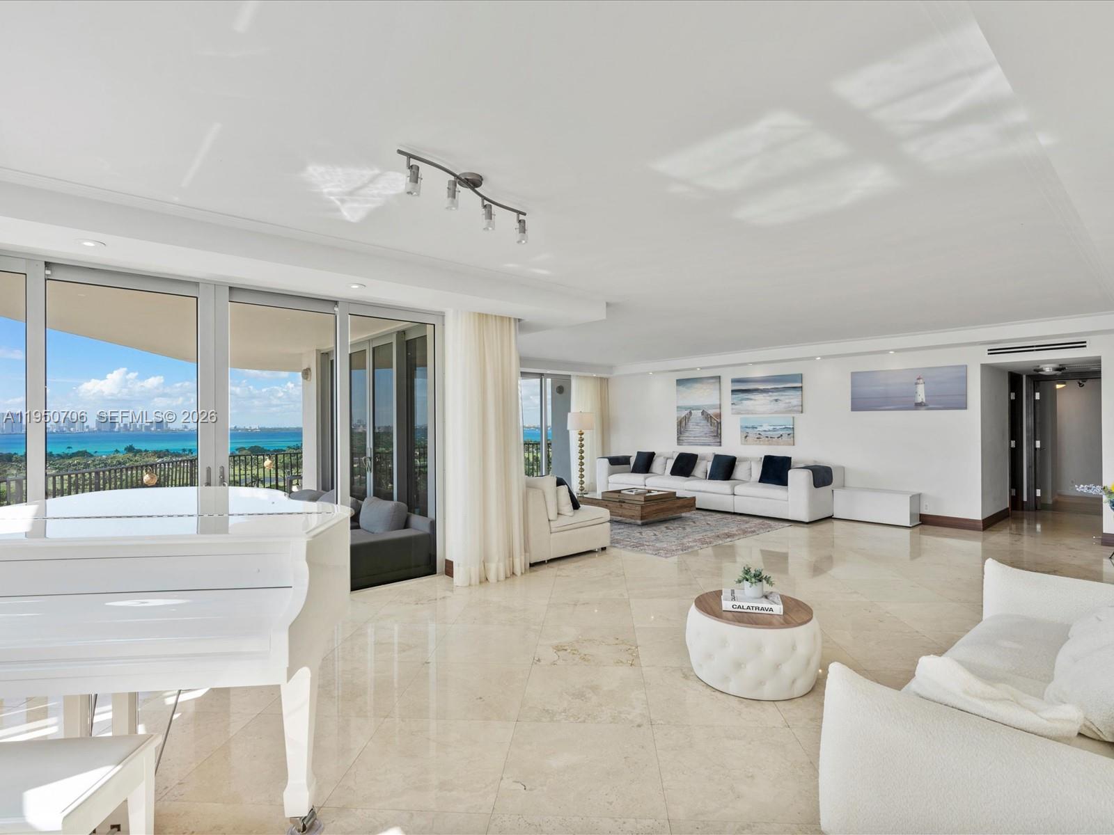 5660 Collins Avenue 18A, Miami Beach, FL 33140, Miami Beach