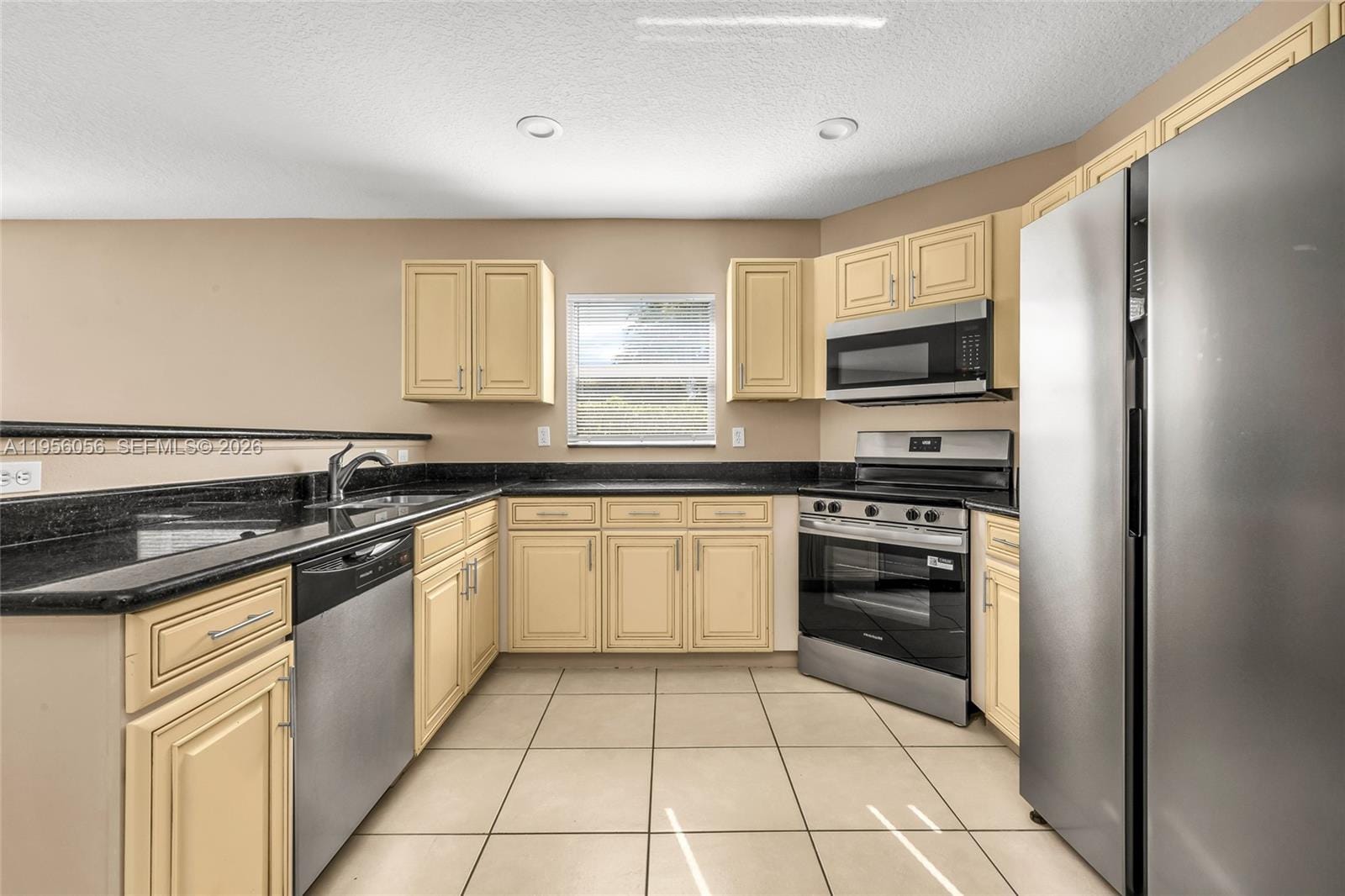 1001 SW 15th Street, Deerfield Beach, FL 33441 photo 7