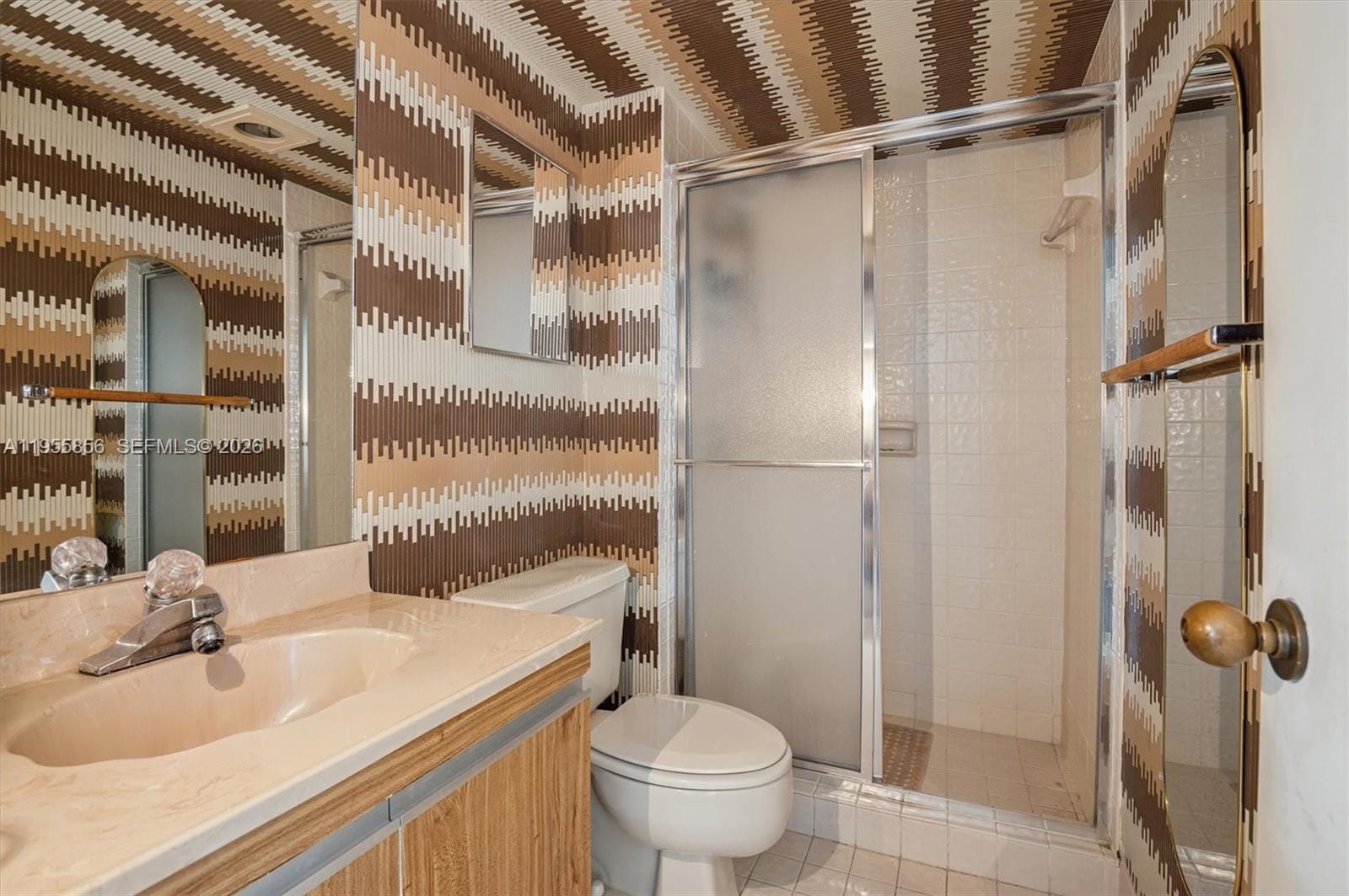 4301 Collins Avenue 202 — photo 11