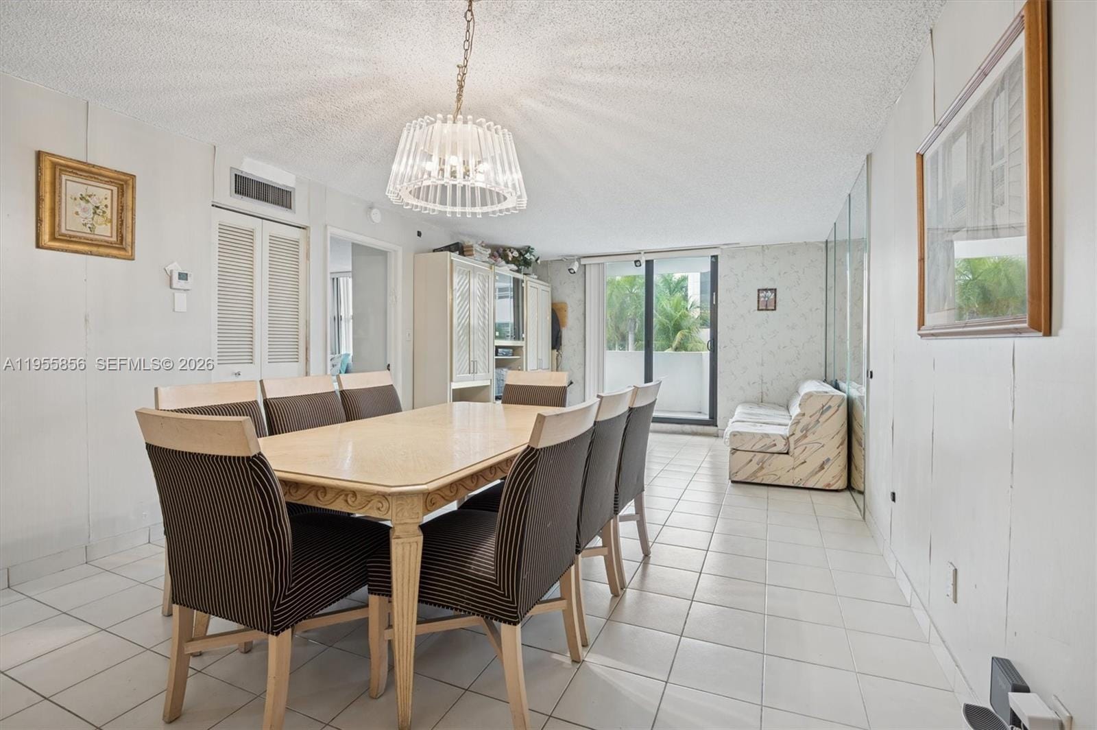 4301 Collins Avenue 202 — photo 4